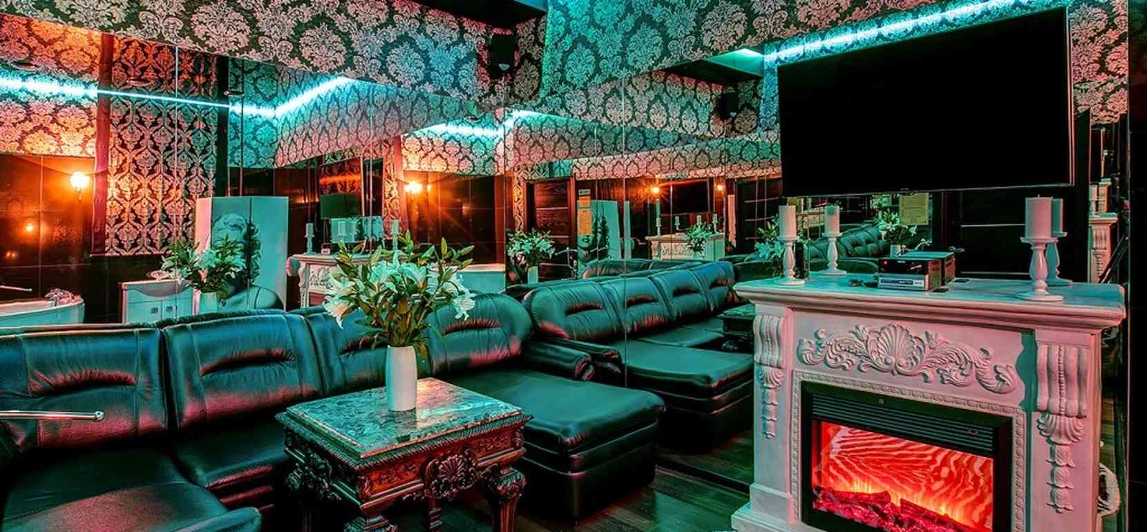 Комната vip - зона с камином Комната vip - зона с камином